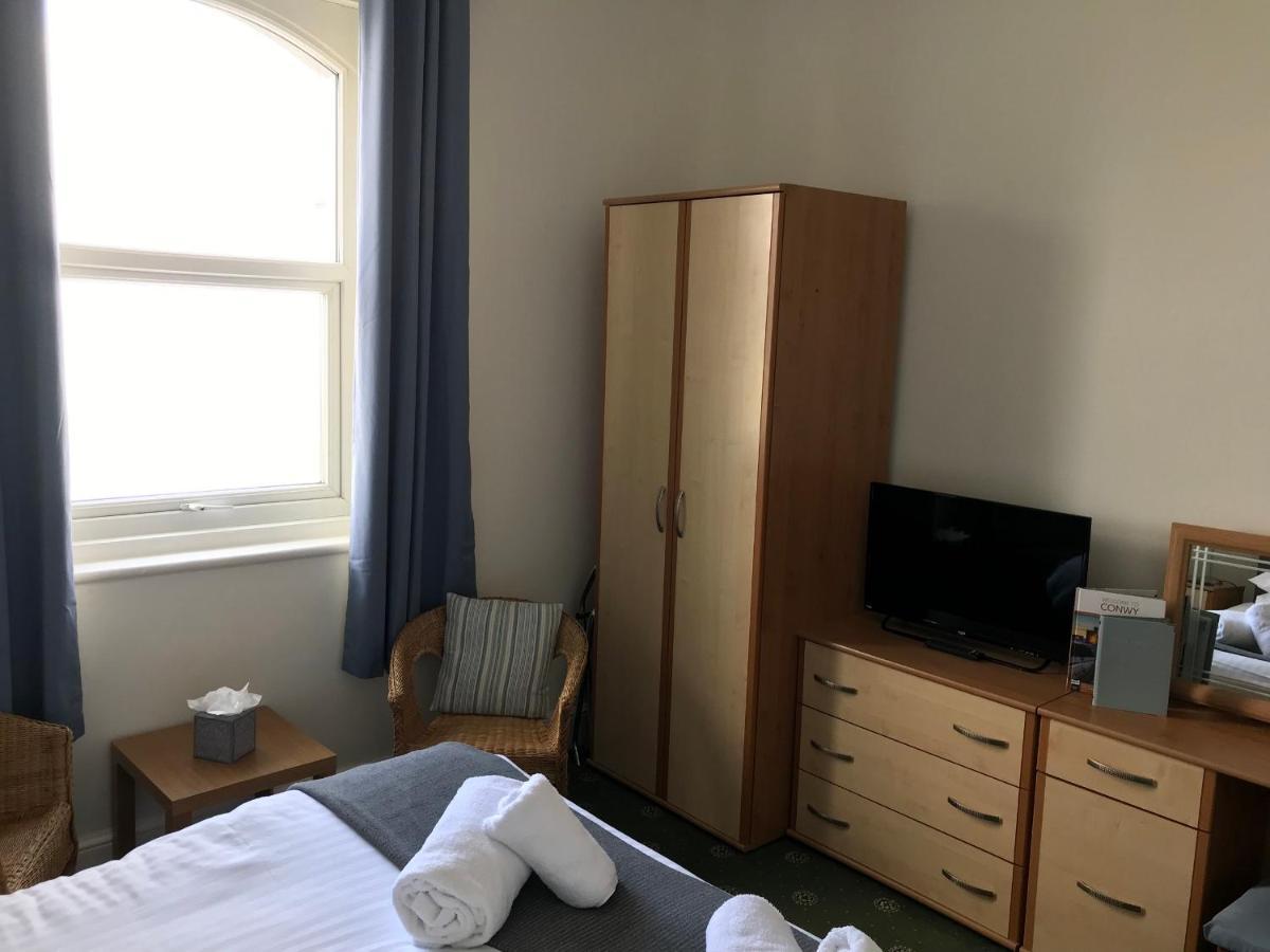 The Oasis Hotel Llandudno Bagian luar foto