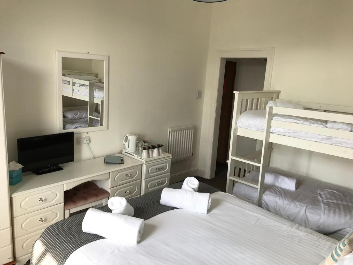 The Oasis Hotel Llandudno Bagian luar foto
