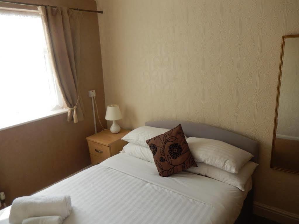 The Oasis Hotel Llandudno Bagian luar foto