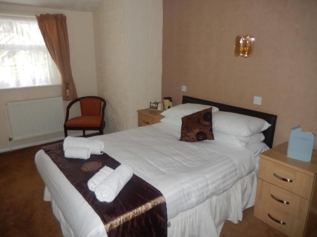 The Oasis Hotel Llandudno Bagian luar foto