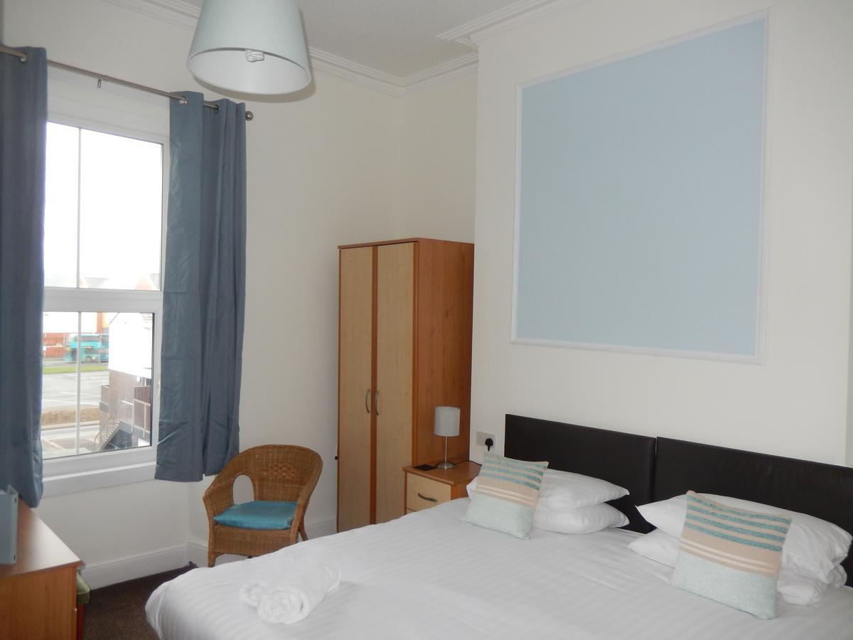 The Oasis Hotel Llandudno Bagian luar foto