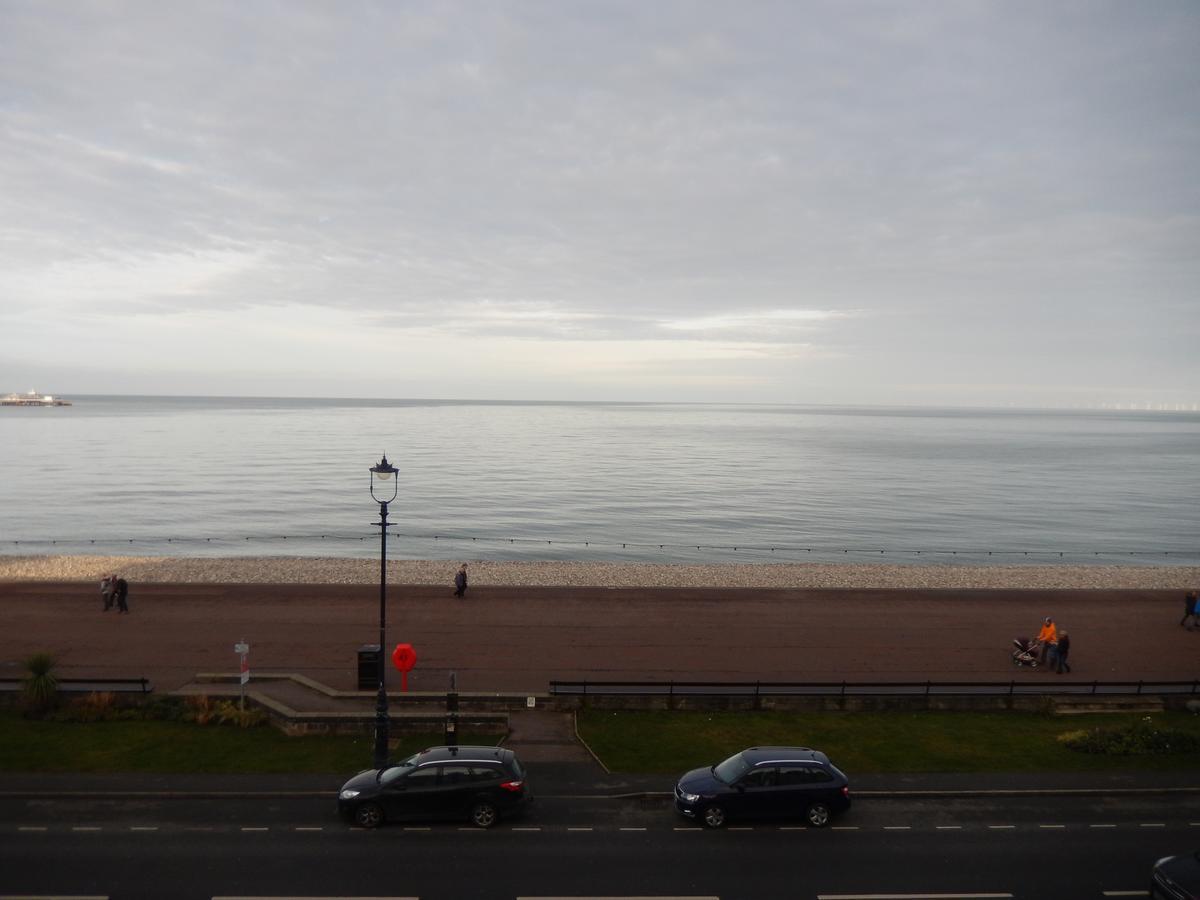 The Oasis Hotel Llandudno Bagian luar foto